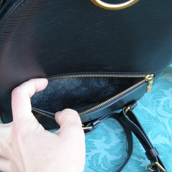Authentic LOUIS VUITTON Black Epi Leather Mabillon Backpack Bag main image 4